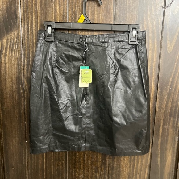 Vintage 1990s Genuine Leather NWT Deadstock Women's Pencil Mini Skirt Sz:9 / 10 - Picture 9 of 9